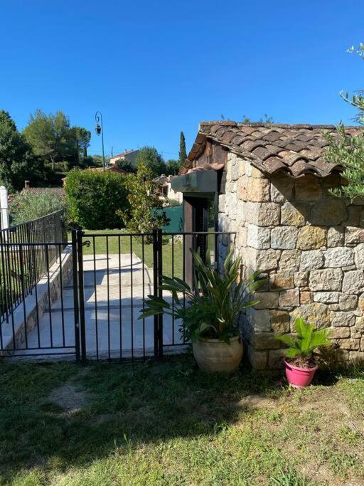 Jolie Appartement Avec Piscine La Roquette-sur-Siagne Exterior foto